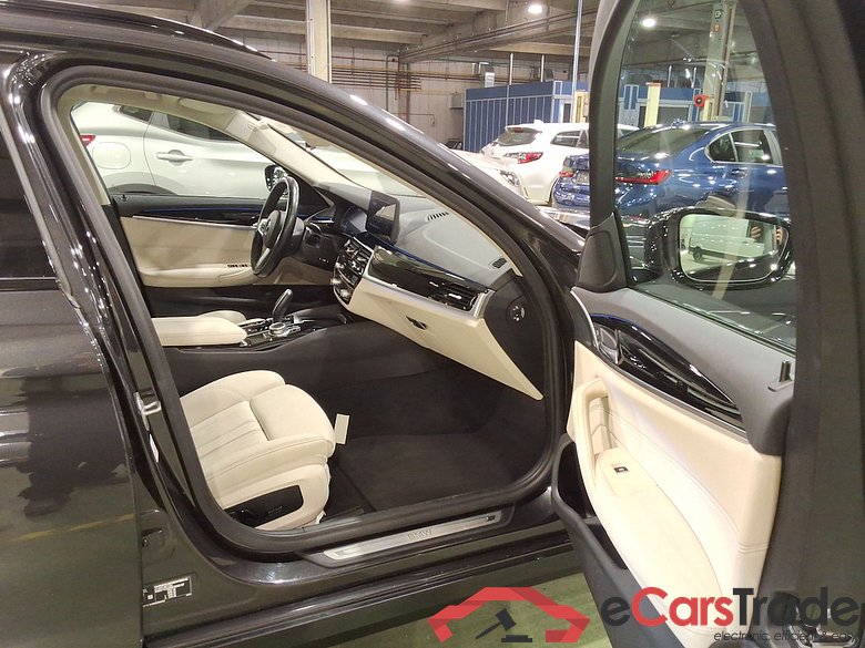 BMW 5 SERIES TOURING 2.0 520E TOURING AUTO #6