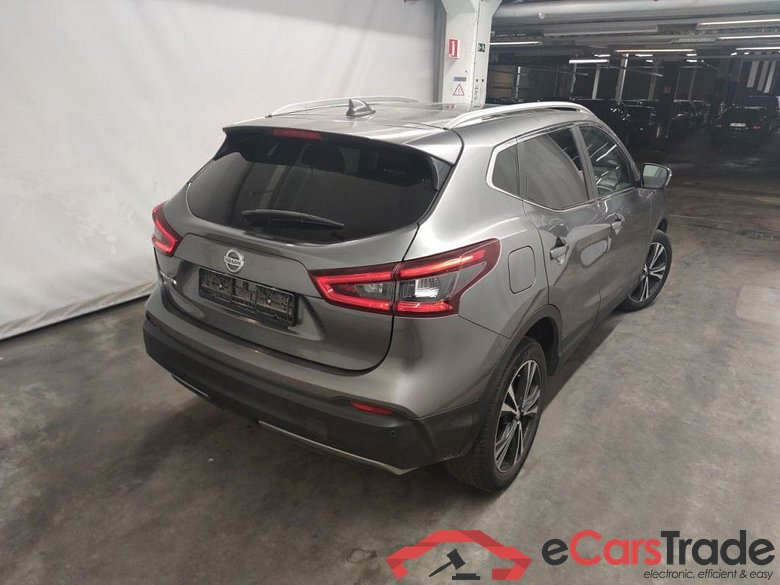 Nissan Qashqai DIG-T 140 EVAPO N-Connecta 5d #2
