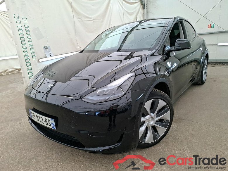 TESLA Model Y / 2021 / 5P / SUV RWD #1