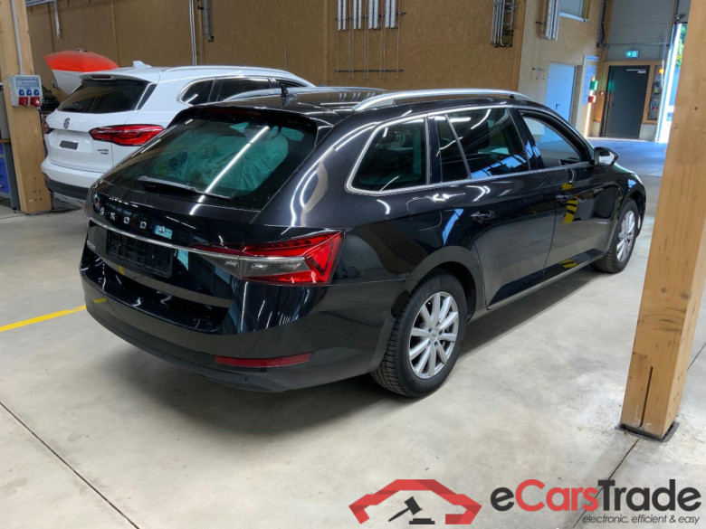 Superb Combi Style 2.0 TDI 110KW AT7 E6d #2