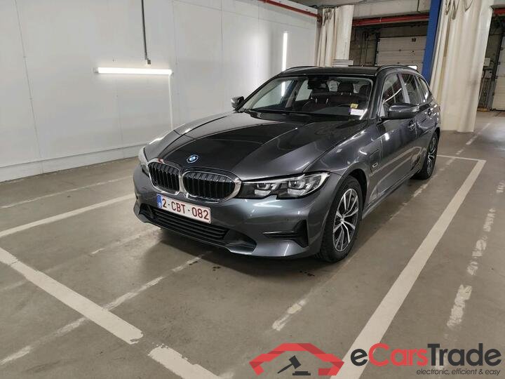 BMW 3 Reeks Touring 3 Reeks Touring 320e (150 kW) (PHEV) 150kW/204pk  5D/P Auto-8