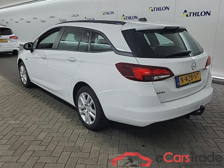 OPEL Astra Sports Tourer 1.2 turbo 81kW Edition 5D #4