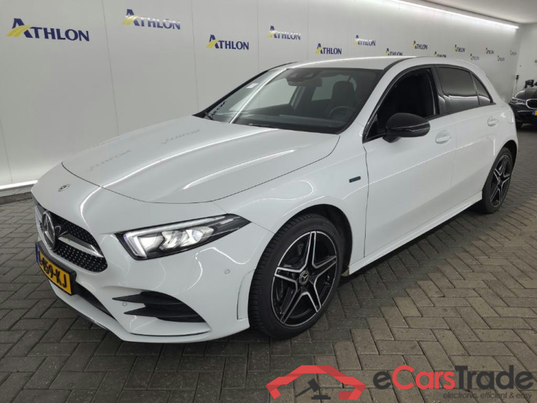 MERCEDES-BENZ A-klasse A 250 e 8G-DCT Business Sol AMG Limited 5D 160kW #1