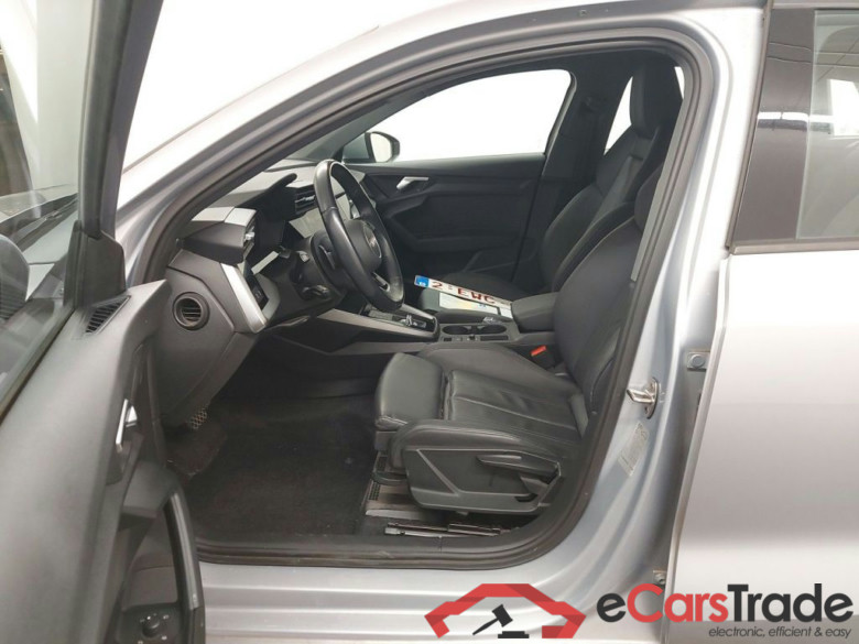 Audi A3 Sportback 1.0 30 TFSi 81kW S tronic Attraction BE 5d #3
