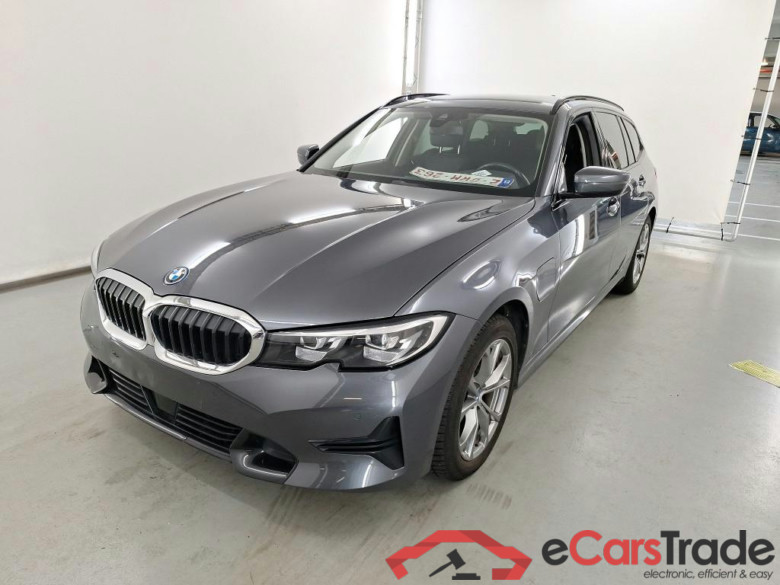 BMW 320e Plug-In Hybrid Aut. LED-Xenon LC-Pro Navi Hi-Fi 1/2 Sport-Leather KeylessGo Camera Klima PDC ... #1