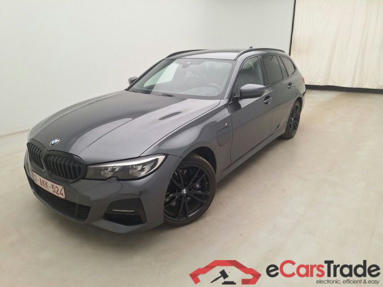 BMW, 3-serie Touring '18, BMW 3 Reeks Touring 330e (215 kW) 5d #1