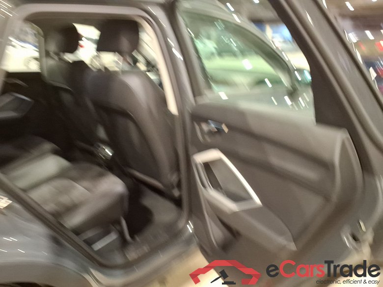AUDI Q3 2.0 35 TDI S TRONIC BUS. ED. ATTRACTION #5