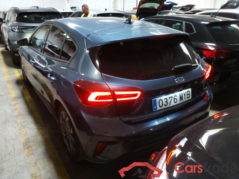 FORD Focus Berlina 1.0 Ecoboost 114KW 155CV S6.2 AutomÃ¡tico ST-LINE X(Winterpack) #2
