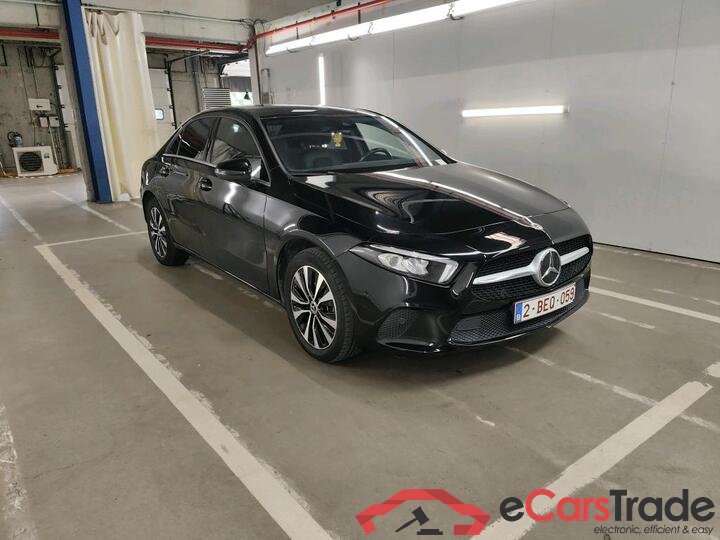 Mercedes A-Klasse Limousine A-Klasse Limousine A 250e Business Solution (PHEV) 160kW/218pk  4D/P Auto-8 #2