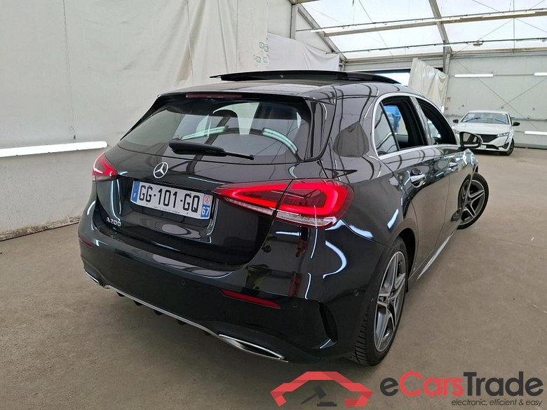 MERCEDES-BENZ Classe A Compact / 2018 / 5P / Berline A 200 AMG Line 7G-DCT #3