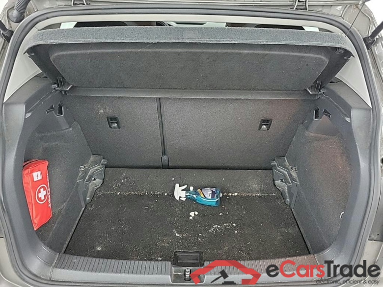 VOLKSWAGEN T-Cross 1.0 TSI 70kW Life 5D #5