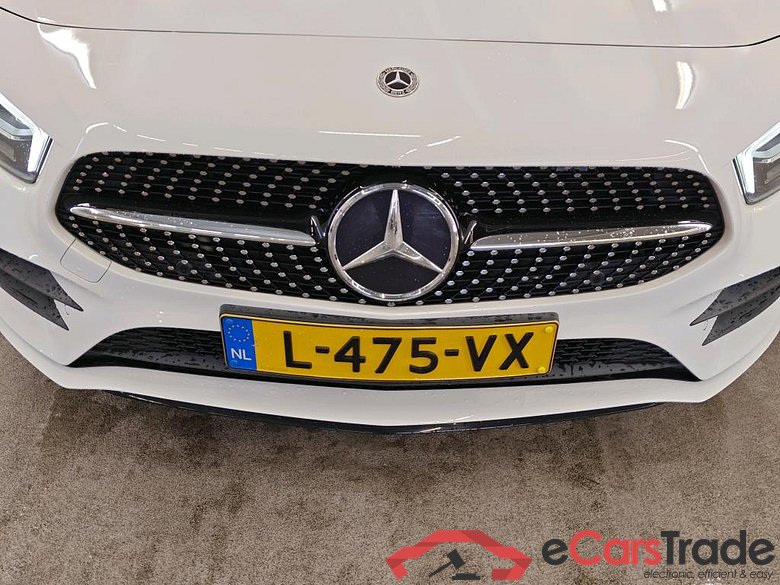 Mercedes-Benz A-Klasse A 250 e 8G-DCT Business Sol AMG Limited 5d #5