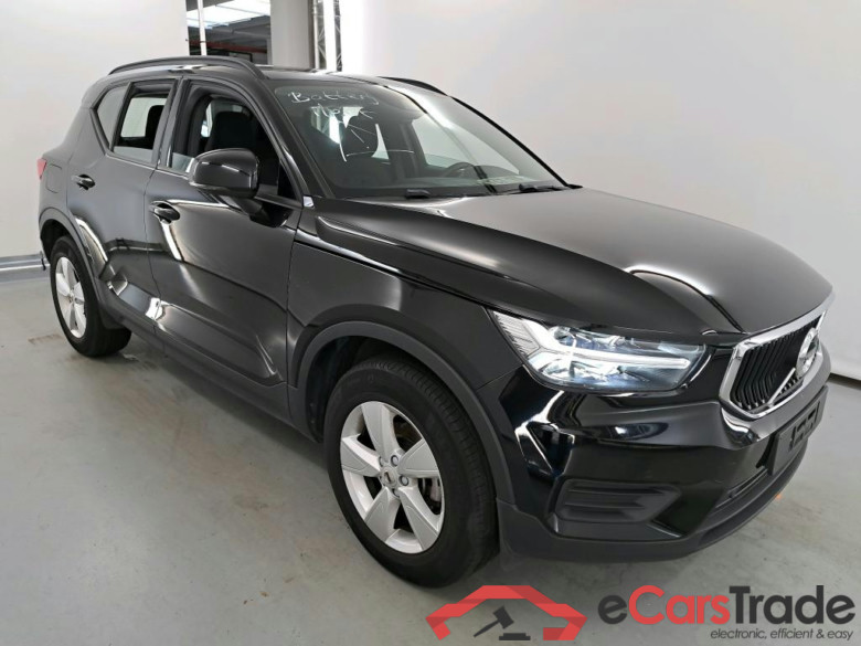 VOLVO XC40 1.5 T2 MOMENTUM CORE #2