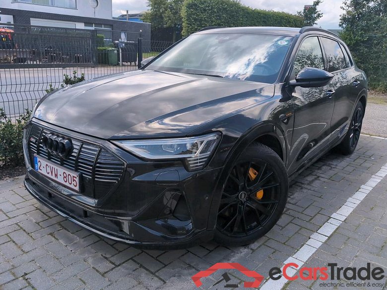 AUDI - AUD E-TRON 55 Quattro Competition 408PK With Heated Front & Rear Seats & Assistance City&Tour & B&O & Auxiliary Heater & Matrix LED & Heated Steering & Second AC & Surround Cameras  * ELECTRIC *