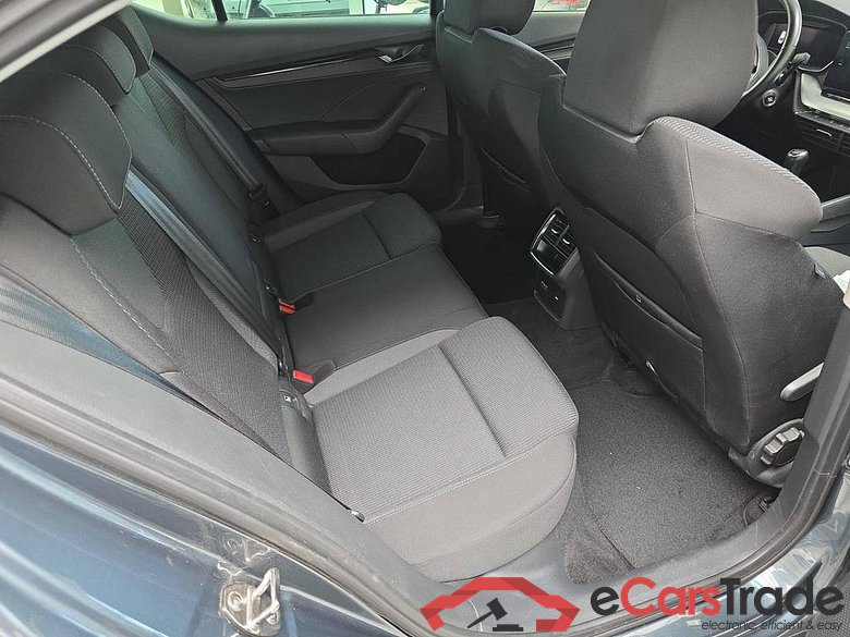 SKODA Octavia 1.0 TSI Clever #5