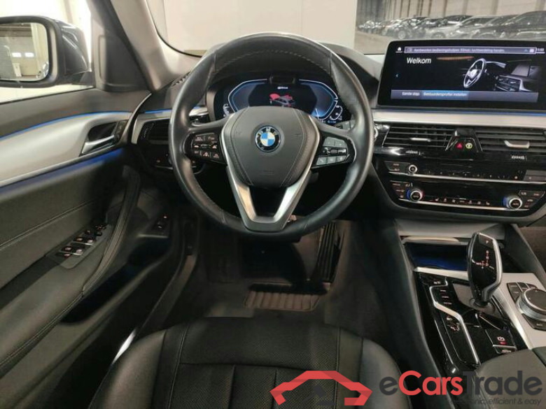 BMW 5 Reeks Touring 5 Reeks Touring 530e Auto (PHEV) 215kW/292pk  5D/P Auto-8 #4