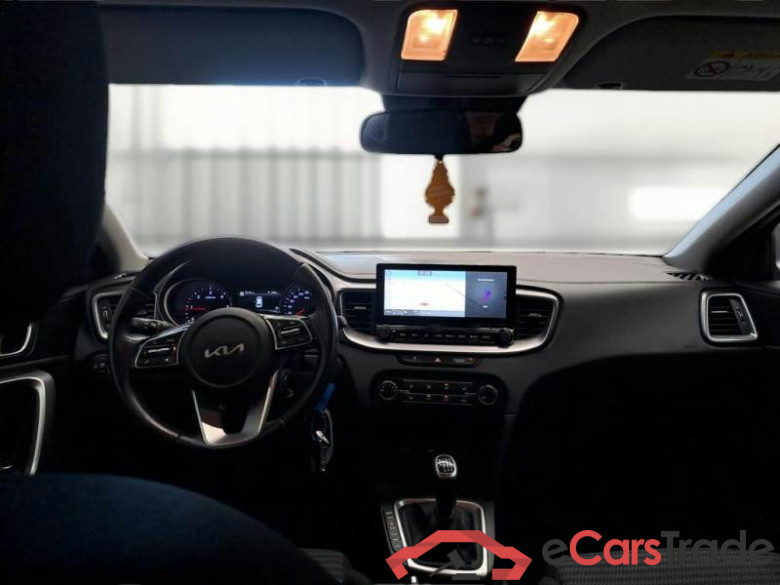 KIA CEED SPORTSWAGON / 2018 / 5P / STATION WAGON 1.6 CRDI 136 CV MHEV IMT BUSINESS CLASS #3