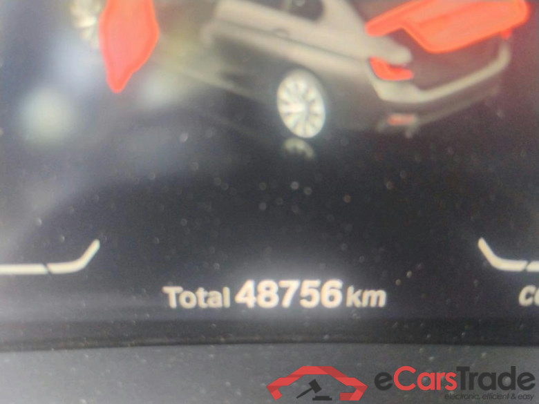 BMW Serie 3 / 2018 / 4P / sedán 318d Auto. #5