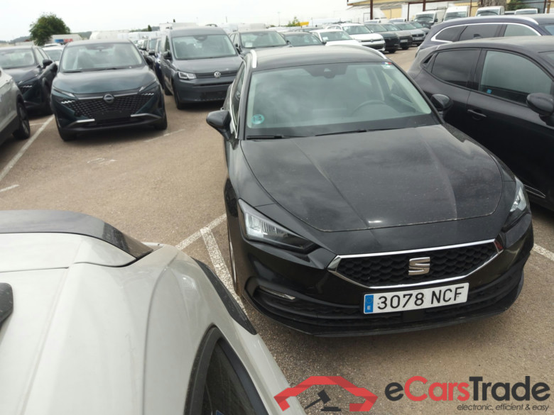 SEAT Leon 1.5 TSI 85 KW (115 CV) Style 25 Aniversario Manual Sport Tourer #1