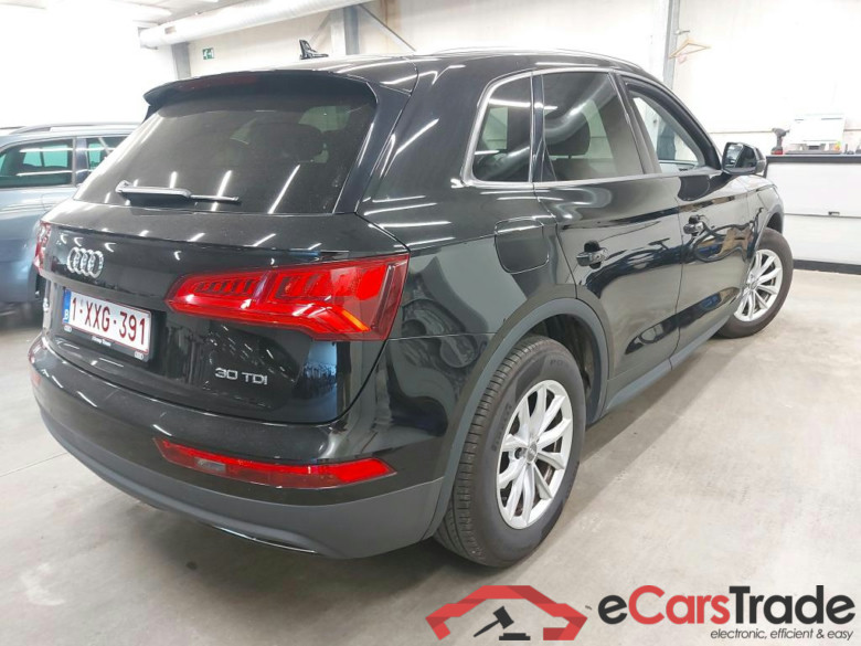 AUDI - AUD Q5 30 TDI 136PK Business Edition Pack Business Plus With Heated Seats & APS Front & Rear & Rear Camera #2