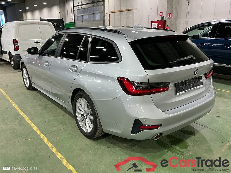 BMW 3 SERIES TOURING 2.0 330E (215KW) TOURING #3