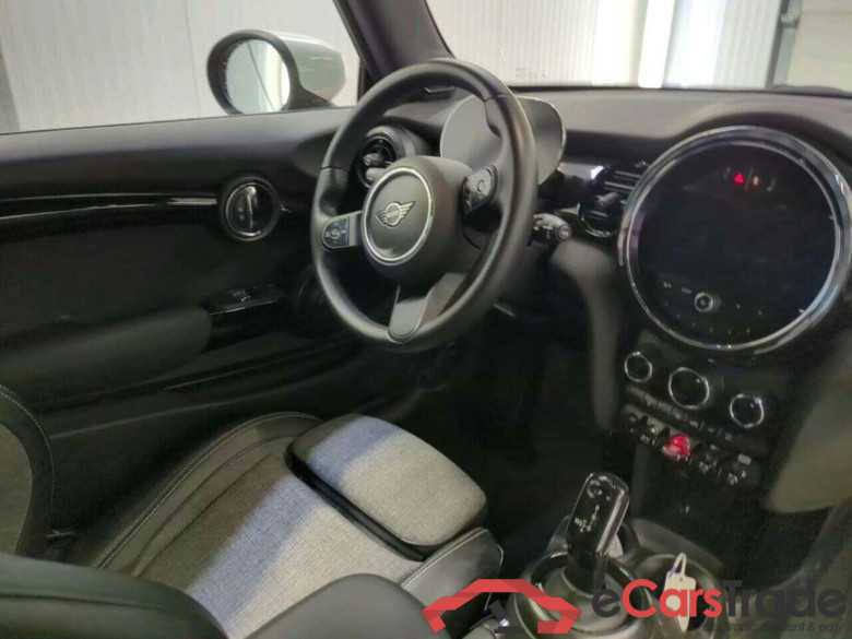 Mini 3-deurs 1.5 Cooper Classic #3