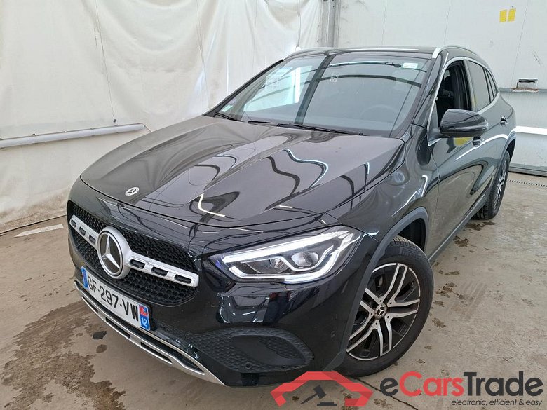 MERCEDES-BENZ GLA / 2020 / 5P / SUV 1.3 GLA 200 BUSINESS LINE DCT