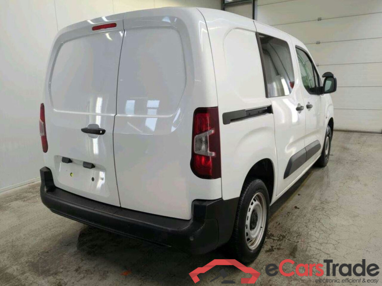 PEUGEOT Partner 1.2 PT. Premium #2
