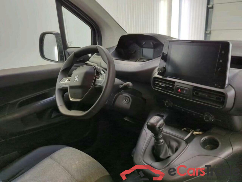 PEUGEOT Partner 1.2 PT. Premium #3