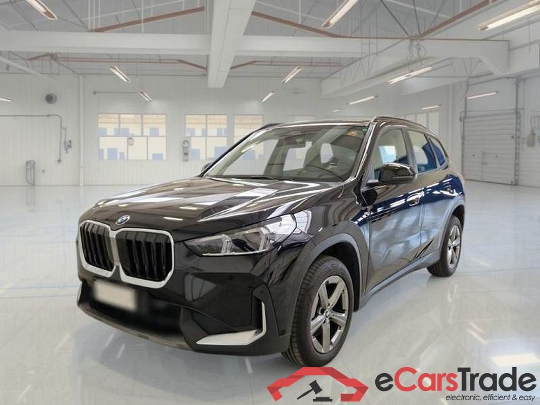 BMW X1 / 2022 / 5P / SUV SDRIVE 18D EDITION ESSENCE DCT