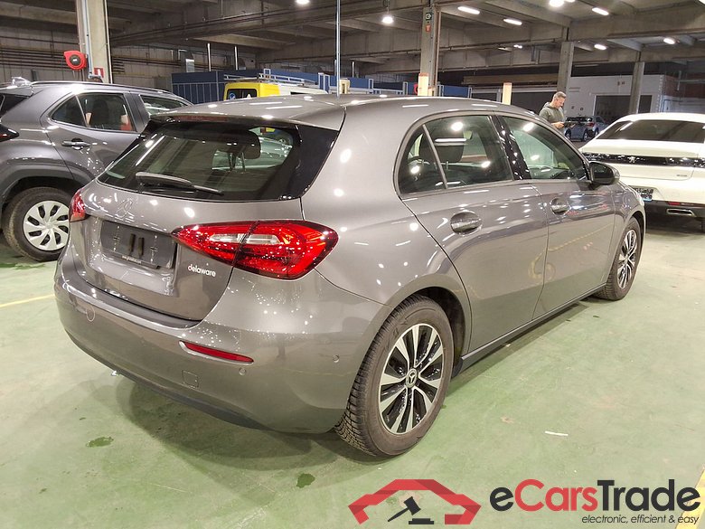 MERCEDES-BENZ A-Klasse 2.0 A 180 D BUSINESS SOLUTION ESSENTIAL #4