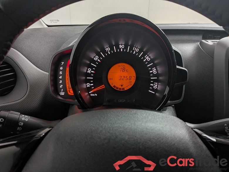 PEUGEOT 108 1.0 e-VTi Active #6