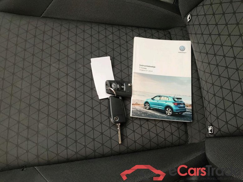 VOLKSWAGEN T-Cross 70 kW #6