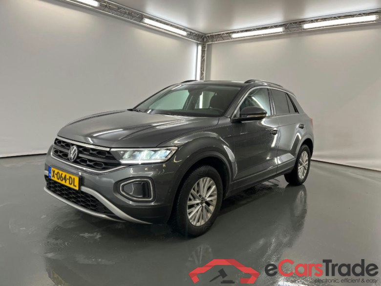 VOLKSWAGEN T-Roc 1.0 TSI Life #1