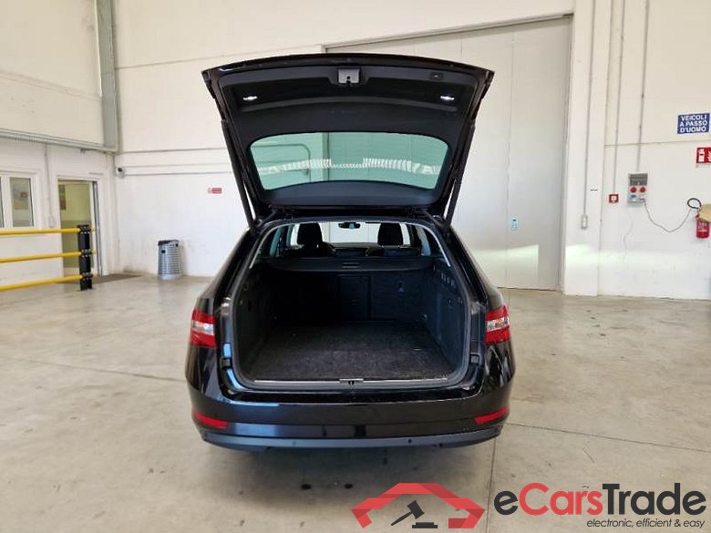 SKODA SUPERB WAGON / 2019 / 5P / STATION WAGON 1.4 TSI PLUG-IN HYBRYD EXECUTIVE DSG #5