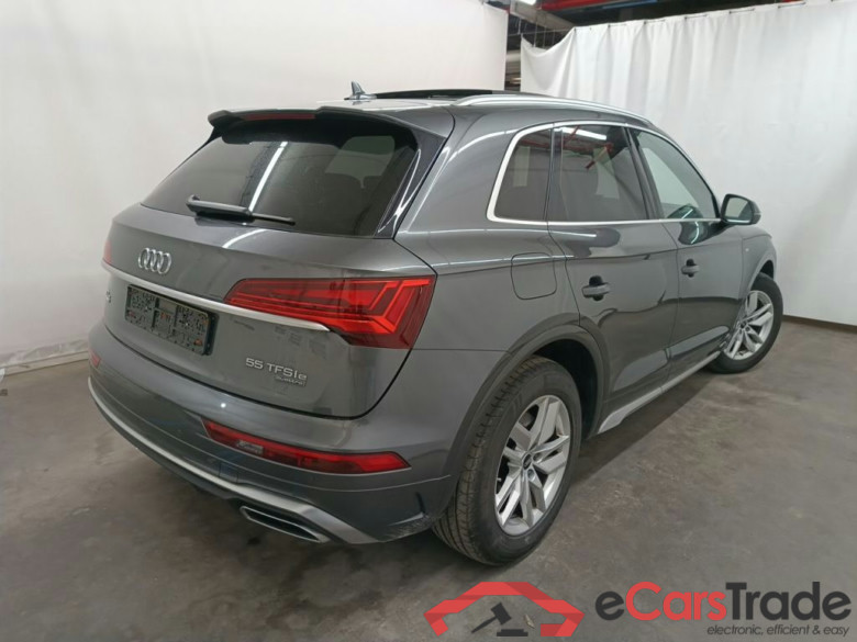 AUDI Q5 55 TFSIe 265 Quattro S line S tronic 5d #2