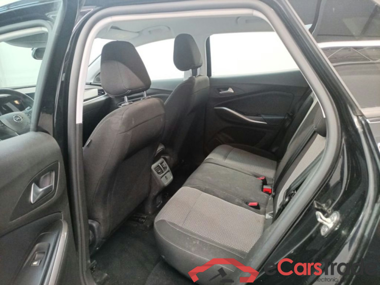 Opel Grandland 1.5 Turbo D S/S AT8 Business Edition 5d #3