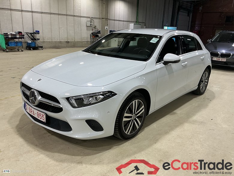 MERCEDES-BENZ A-CLASS 1.3 A 250 E DCT BUSINESS SOLUTION #1