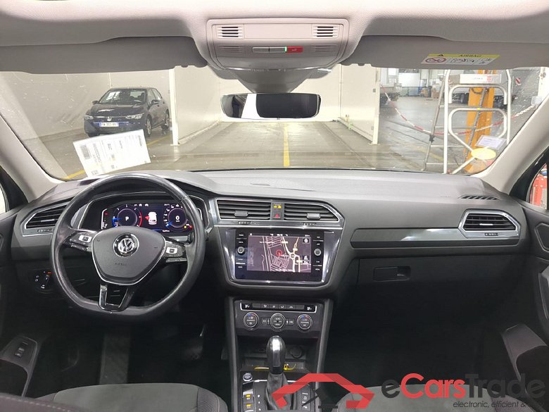 VOLKSWAGEN Tiguan Allspace / 2017 / 5P / SUV 2.0 TDI 150 DSG7 Carat #5