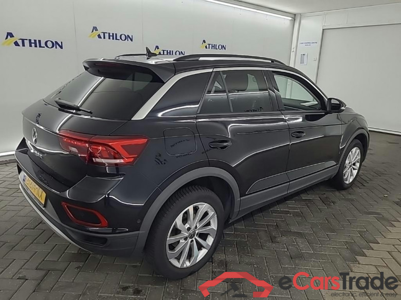 VOLKSWAGEN T-Roc 1.0 TSI 81kW Life Edition 5D #3