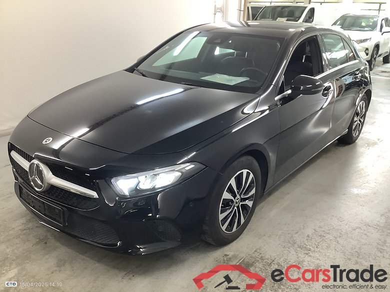 MERCEDES-BENZ CLASS A SEDAN (V177) A 180 Business Solution