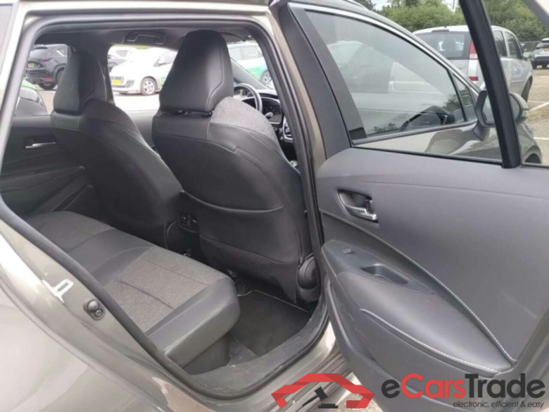 TOYOTA Corolla Touring Sports 2.0 Hybrid Business Plus #5