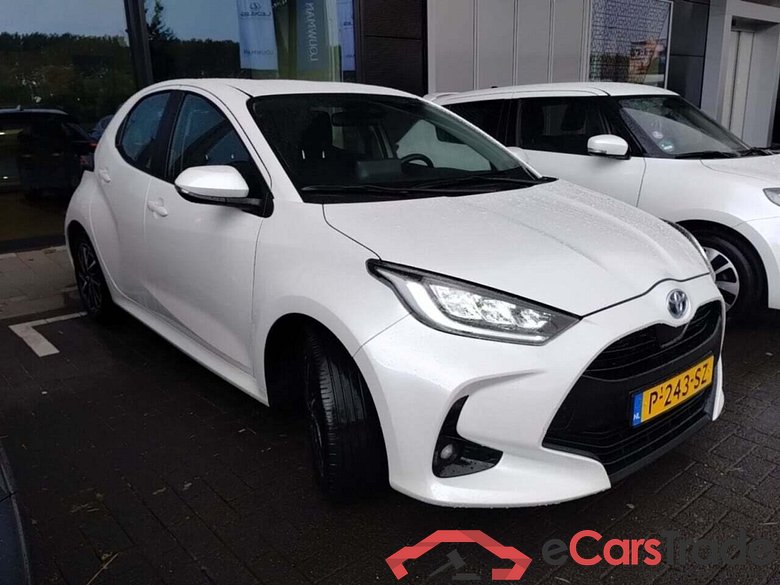TOYOTA YARIS 1.5 Hybrid Dynamic #2