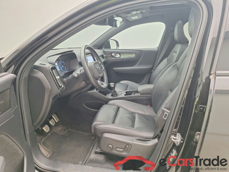 Volvo, XC40 '17, Volvo XC40 T3 R-Design 5d #3