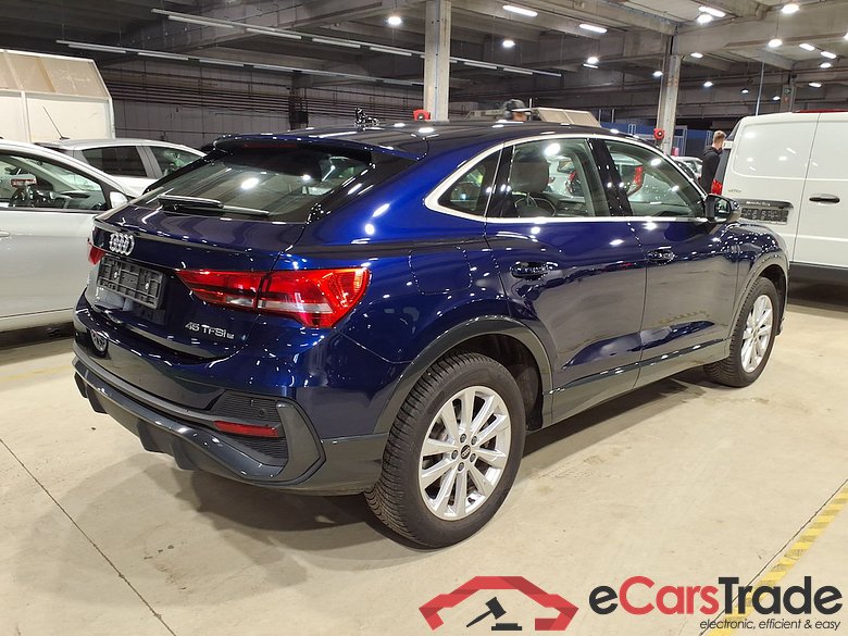 AUDI Q3 SPORTBACK 1.4 45 TFSI E S TRONIC #4