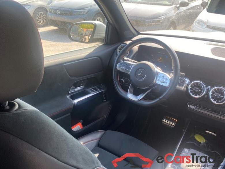 Mercedes EQB 300 AMG 4MATIC Aut. LED Widescreen Ambient Navi 1/2 Sport-Leather-Alcantara KeylessGo Camera Klima PDC ... #6
