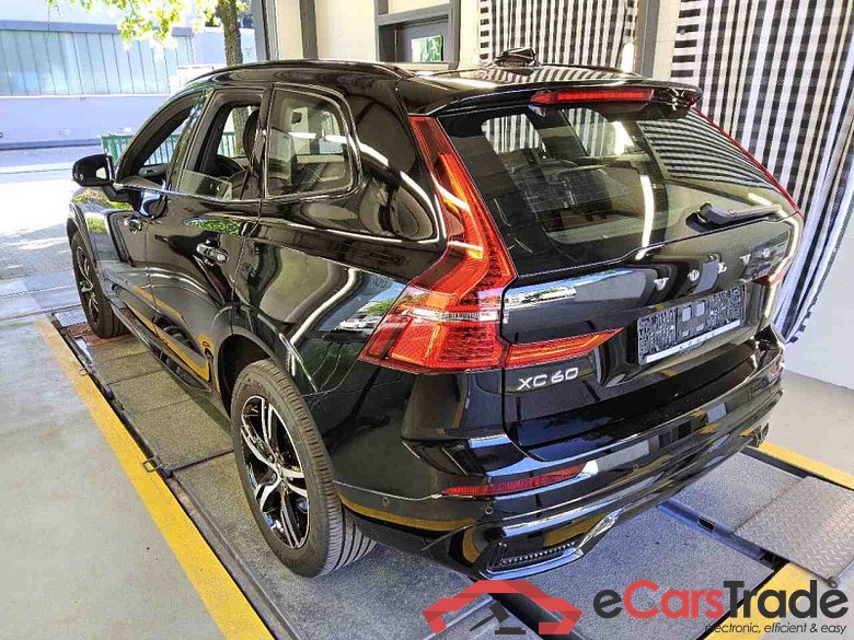 Volvo XC60 (03.2017->) DE - SUV5 B4 (Diesel) 2WD EU6d, R-Design Mild-Hybrid, (Facelift) 2021 - 2022 #4
