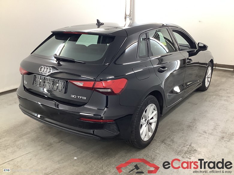 AUDI A3 BERLINE 1.5 TFSI 30 85KW URBAN EDITION #4