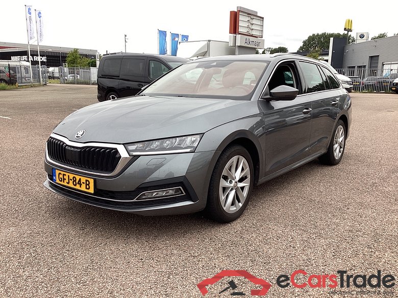 SKODA OCTAVIA COMBI 1.0 TSI Bns Ed. Plus #1