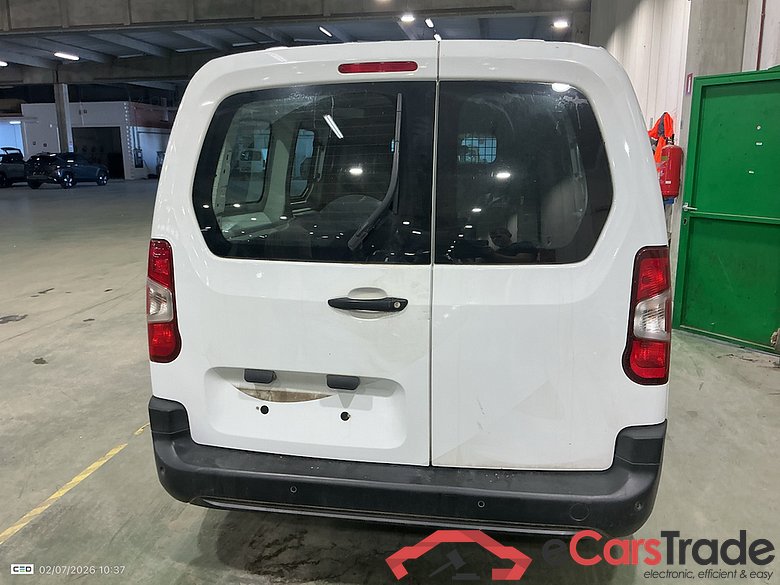 CITROAu2039N BERLINGO 1.5 BLUEHDI 100 XL HEAVY CLUB #5